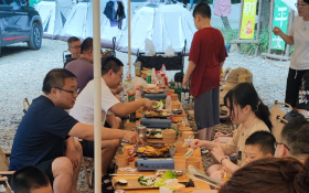 溯溪行，乐在其中，点滴幽默，让山水间尽显温馨与欢乐！