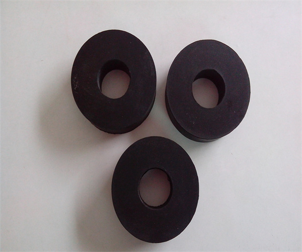 橡胶垫耐化学性检测 橡胶垫耐老化性检测