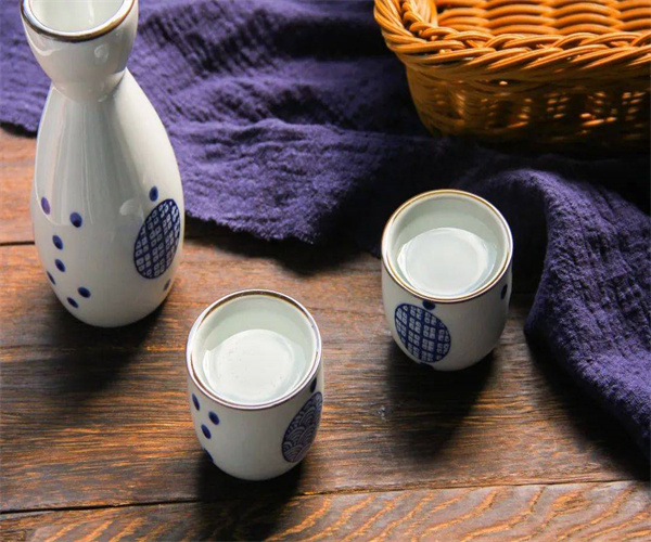 固态法白酒总酯检测 固态法白酒甲醇含量检测多少钱